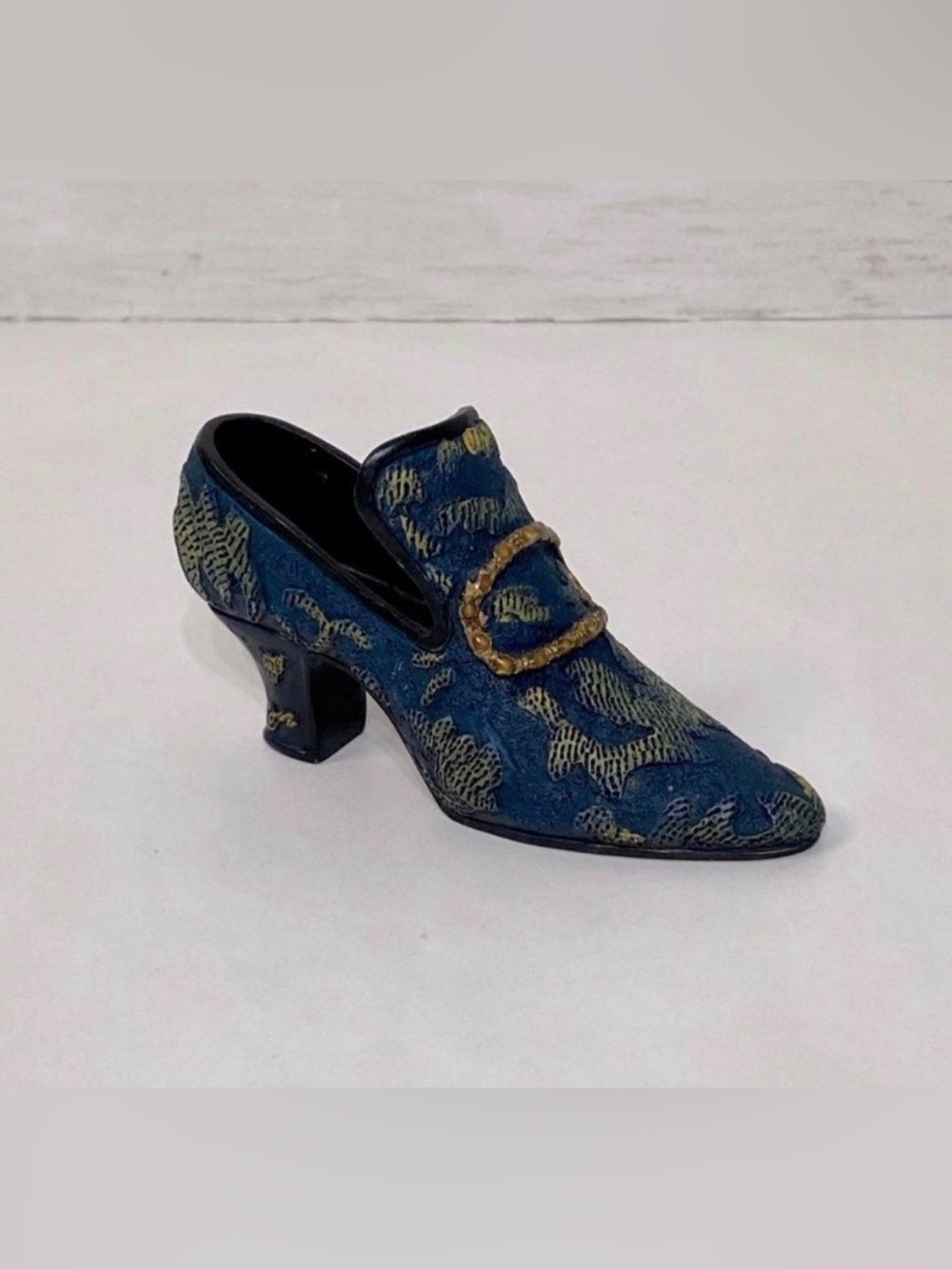 Vintage My Treasures Victorian Shoe Figurine